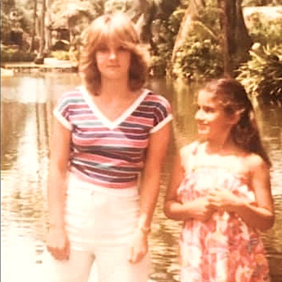 Meet your Posher, Rochelle Rochelle - Picture 1 of 1